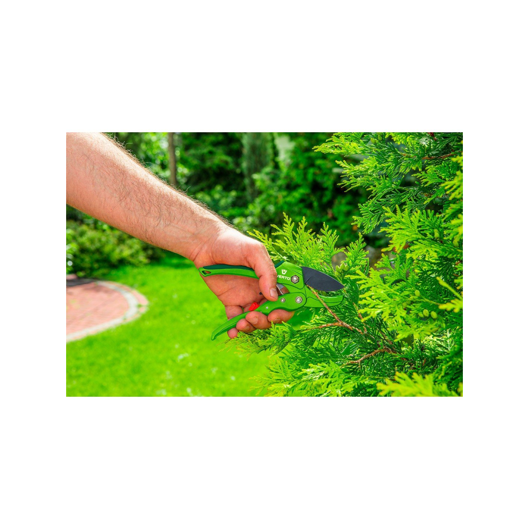 Anvil pruning scissors with a rattle 190 mm, cutting diameter 20 mm 1 Anvil pruning scissors with a rattle 190 mm, cutting diameter 20 mm 1