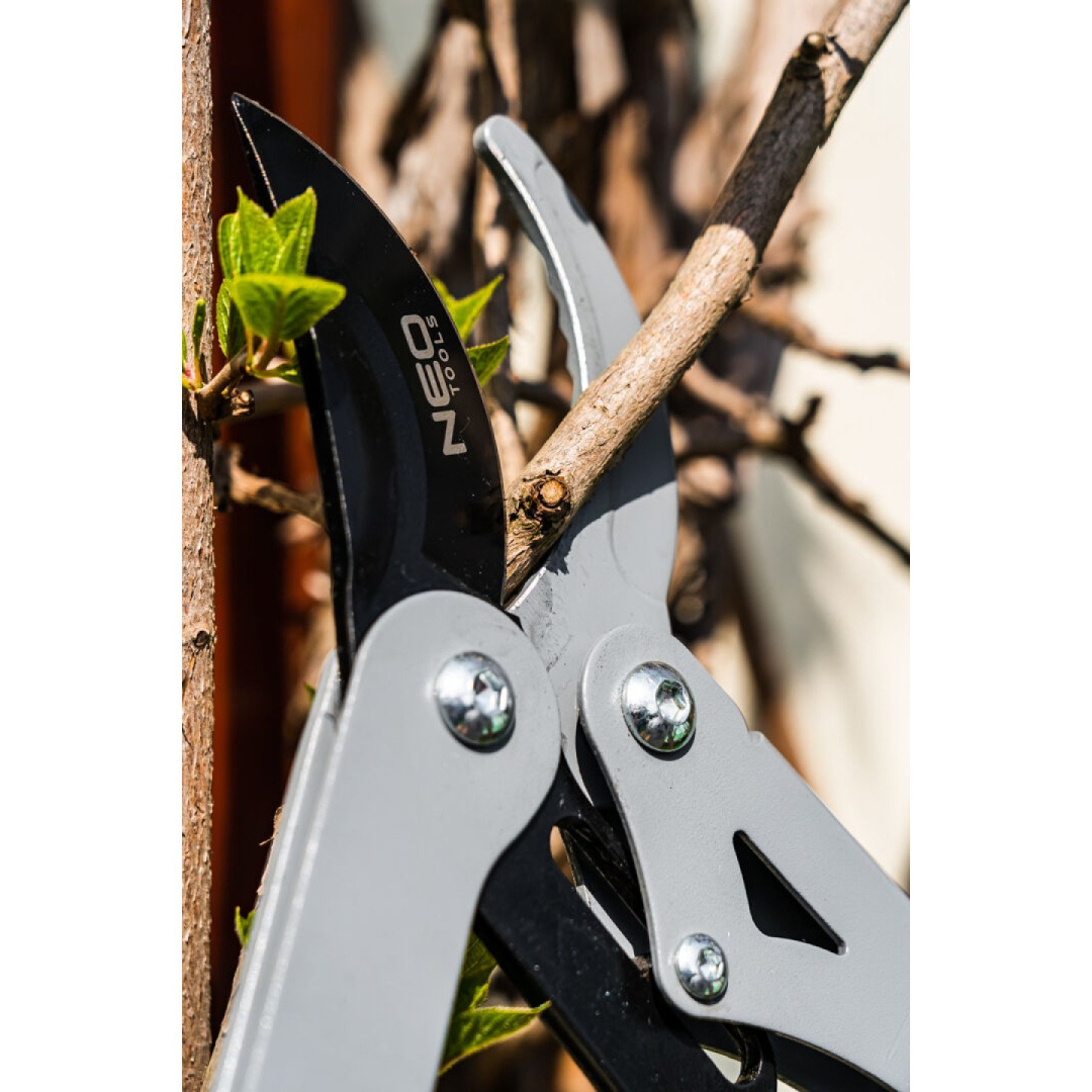 Aplenkimo žirklės 710 mm, diapazonas iki 45 mm, pavara, padidinanti spaudimo jėgą 30 %. 4