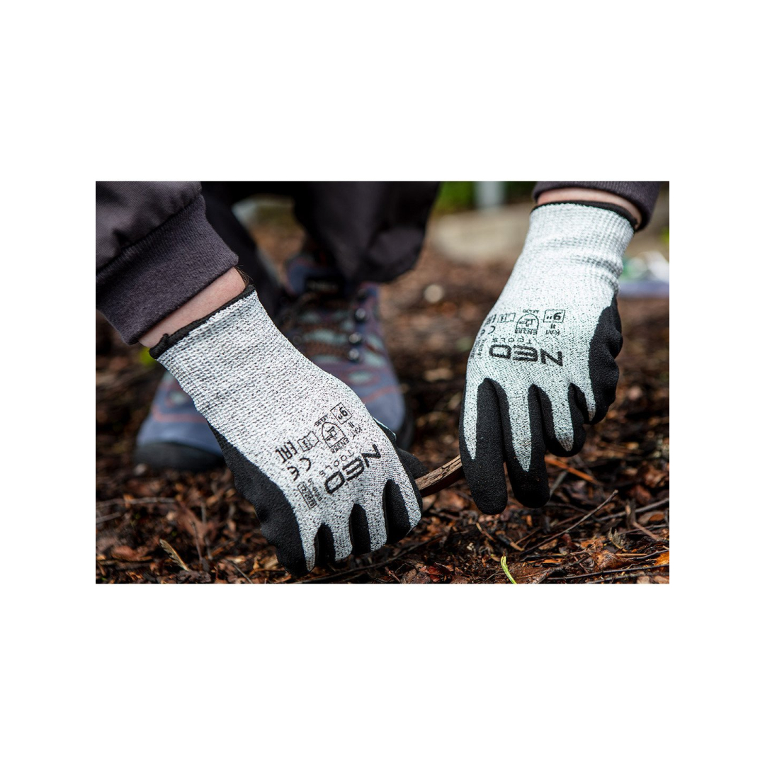 Apsauginės pirštinės nuo įpjovimų, nitrilo danga, 4X43D, 9" 1 Apsauginės pirštinės nuo įpjovimų, nitrilo danga, 4X43D, 9" 1