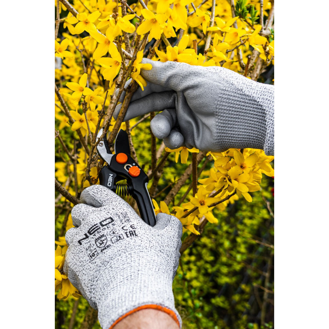 Apsauginės pirštinės nuo įpjovimų, PU danga, 4X43D, 9" 5