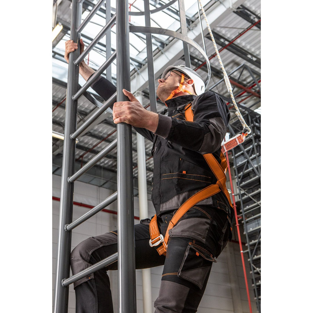 Aptvaro rinkinys su apsaugine virve 3