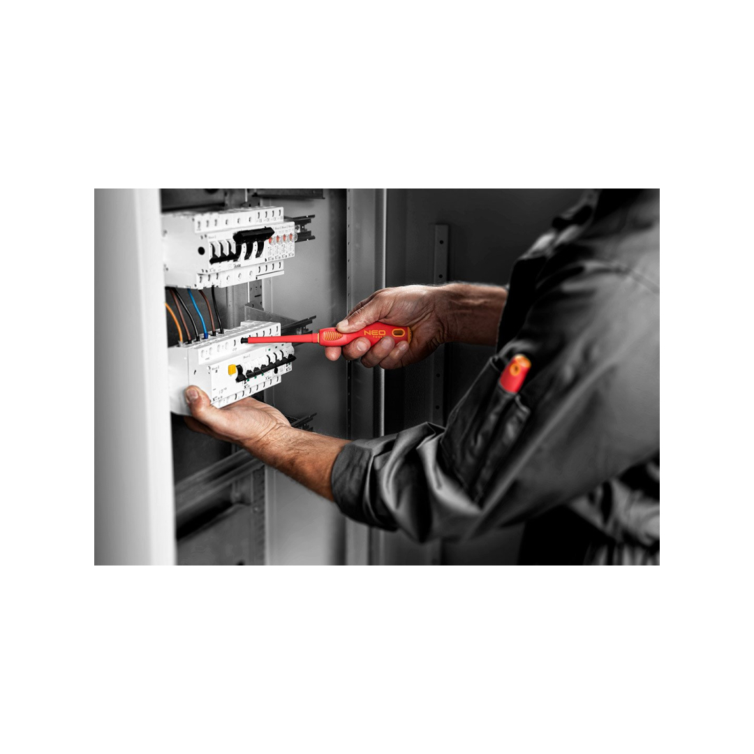 Atsuktuvas plokščias, 5.5 x 125mm., 1000V, Neo 2