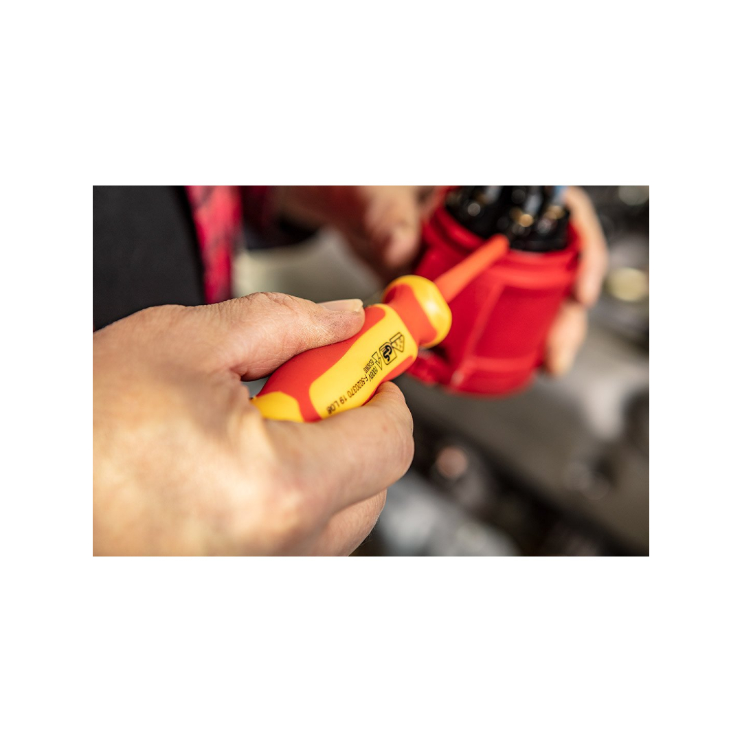 Atsuktuvas plokščias VDE 0.4*2.5*75, S2 plienas 2 Atsuktuvas plokščias VDE 0.4*2.5*75, S2 plienas 2