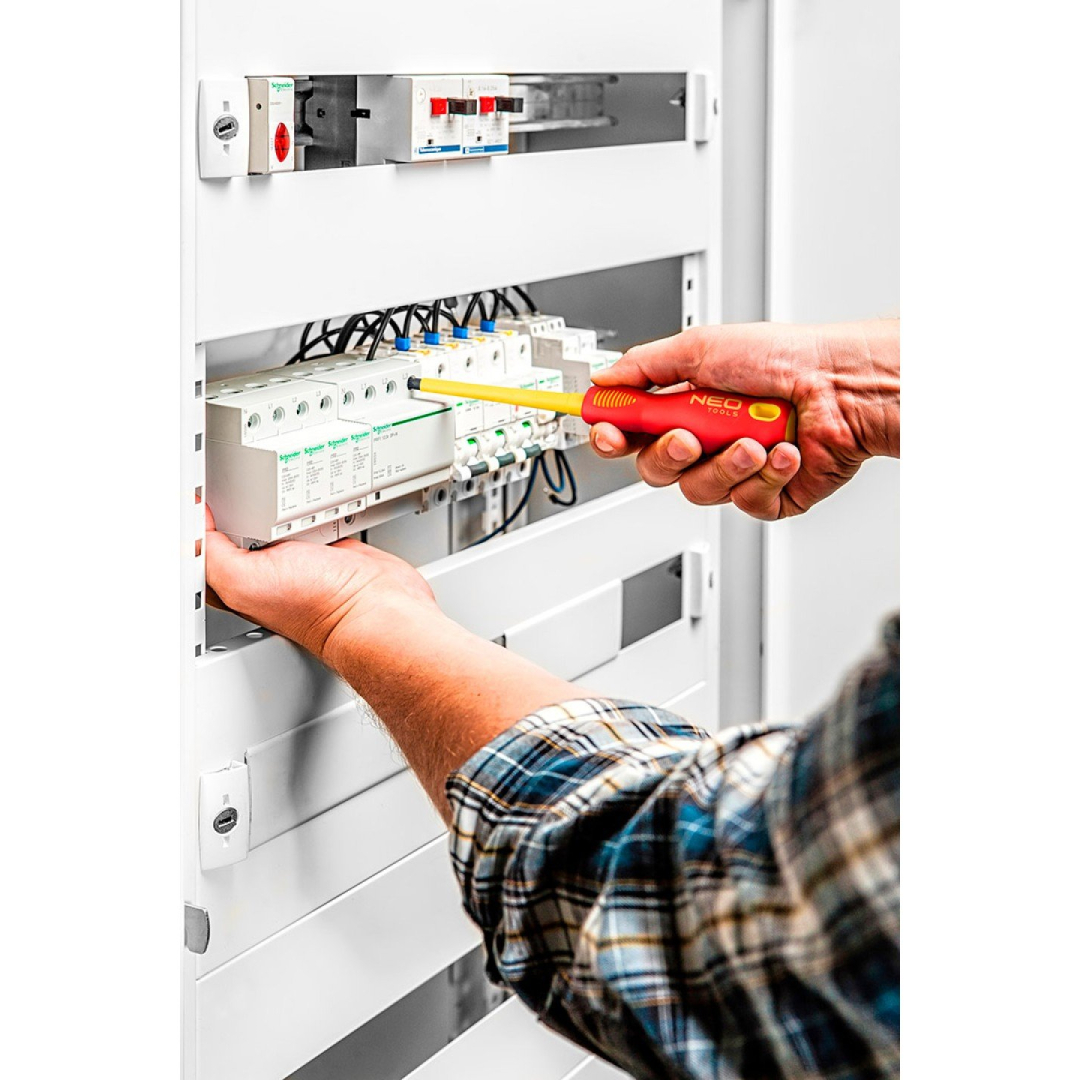 Atsuktuvas SL/PH2 100mm, 1000V 1 Atsuktuvas SL/PH2 100mm, 1000V 1