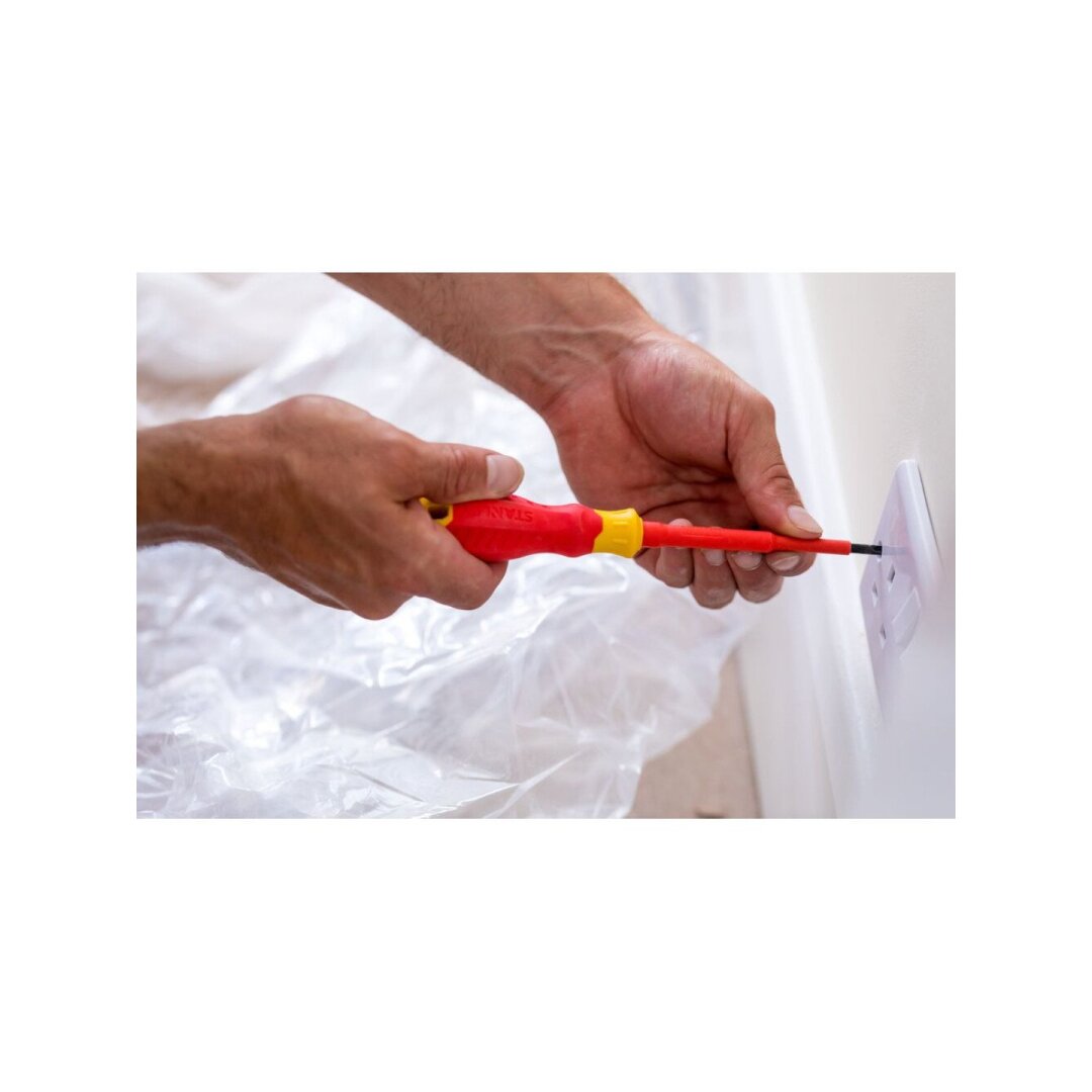 Atsuktuvų rinkinys Elektriko 2PC PZ2 SL4 IN CUT CASE BY 10 6 Atsuktuvų rinkinys Elektriko 2PC PZ2 SL4 IN CUT CASE BY 10 6