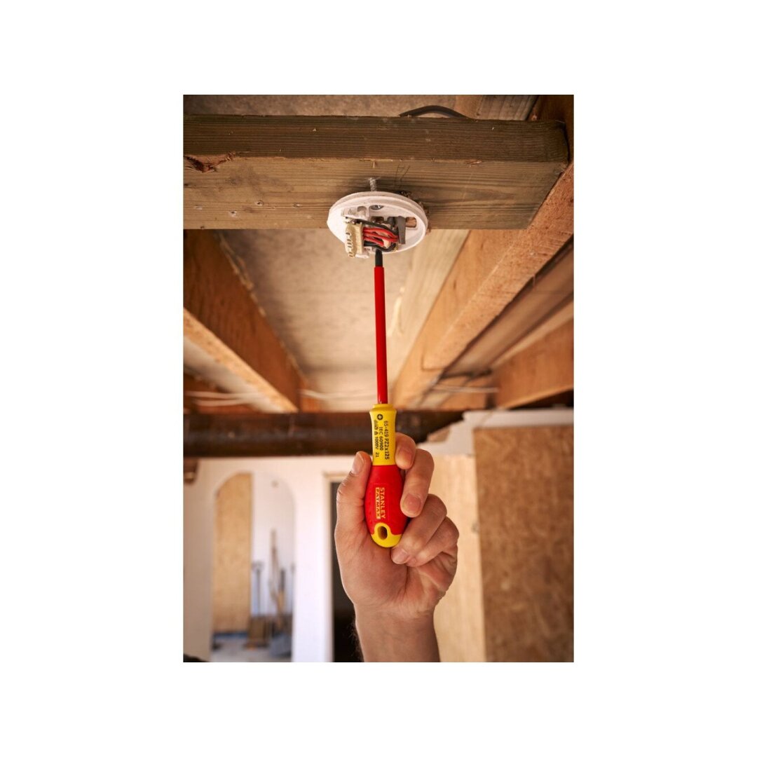 Atsuktuvų rinkinys elektrikui 6vnt. Stanley 3 Atsuktuvų rinkinys elektrikui 6vnt. Stanley 3