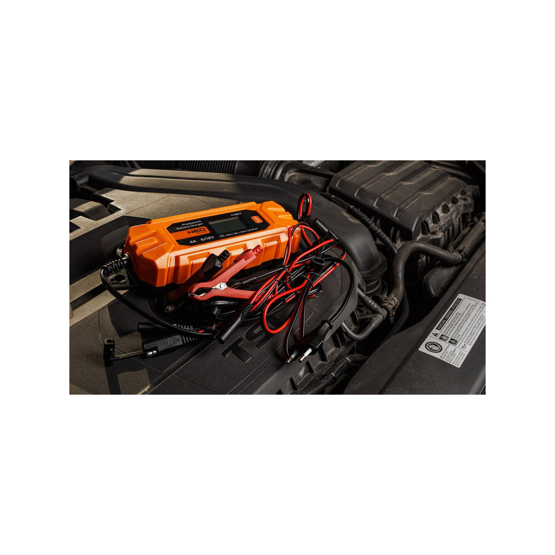 Automatinis lygintuvas 4A/70W, 3-120Ah, rūgštiniams / AGM / GEL 2