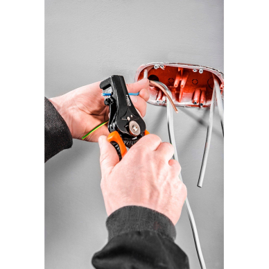 Automatinis izoliacijos nuimtuvas 2 Automatinis izoliacijos nuimtuvas 2