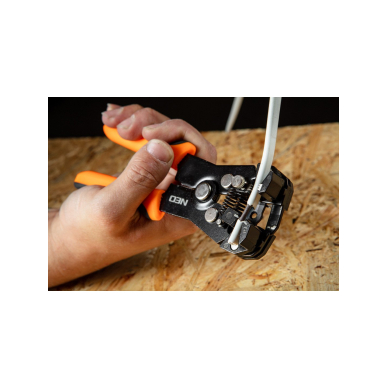 Automatinis laidų nuėmiklis 180 mm 2 Automatinis laidų nuėmiklis 180 mm 2