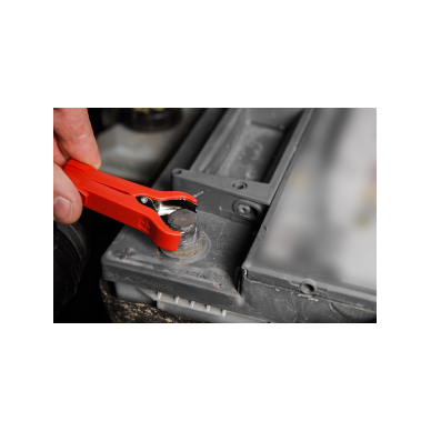 Automatinis lygintuvas 6A/100W, 3-150Ah, rūgštiniams / AGM / GEL 4 Automatinis lygintuvas 6A/100W, 3-150Ah, rūgštiniams / AGM / GEL 4