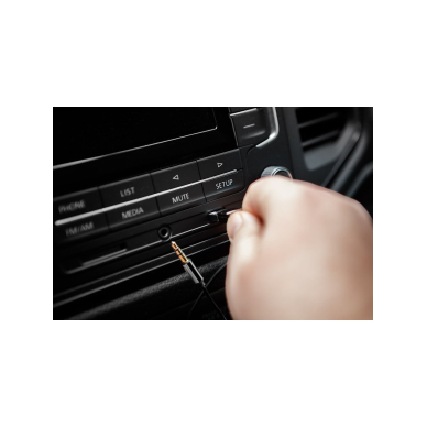 AUX-USB automobilinis siųstuvas 1 AUX-USB automobilinis siųstuvas 1