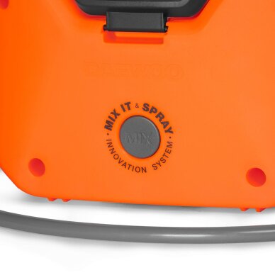 Akumuliatorinis sodo purkštuvas DAEWOO DSA 1221Li SET 7