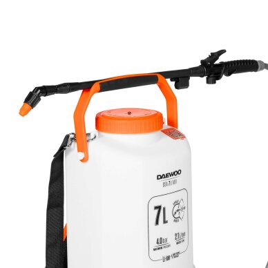 Akumuliatorinis purkštuvas DAEWOO DSA 7Li MIX 7 Akumuliatorinis purkštuvas DAEWOO DSA 7Li MIX 7