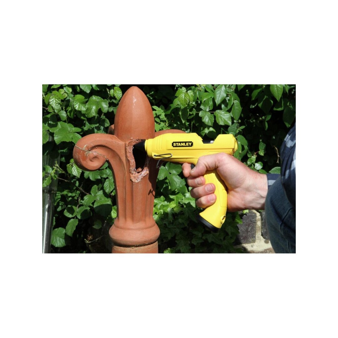 Belaidis klijų pistoletas STANLEY 3