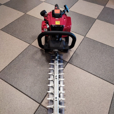 Benzininės gyvatvorių žirklės Sunseeker HT523E, 0.65kW 1 Benzininės gyvatvorių žirklės Sunseeker HT523E, 0.65kW 1