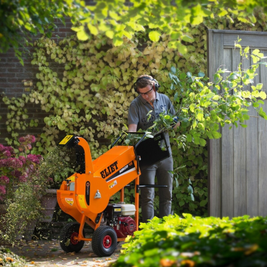 Benzininis šakų smulkintuvas ELIET MINOR 4S HONDA GX200, 4.8 kW 4 Benzininis šakų smulkintuvas ELIET MINOR 4S HONDA GX200, 4.8 kW 4