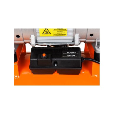 Betepalinis kompresorius 50 l 4 Betepalinis kompresorius 50 l 4