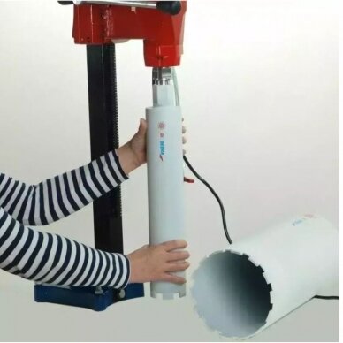 Betono gręžtuvas Dedra DED7622, 80-205mm 2,5 kW 1 Betono gręžtuvas Dedra DED7622, 80-205mm 2,5 kW 1