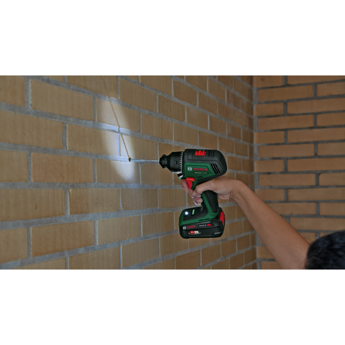 Akum. suktuvus-gręžtuvas Bosch AdvancedDrill18V-80,18V, 1x2,5Ah, 06039E2001 1 Akum. suktuvus-gręžtuvas Bosch AdvancedDrill18V-80,18V, 1x2,5Ah, 06039E2001 1