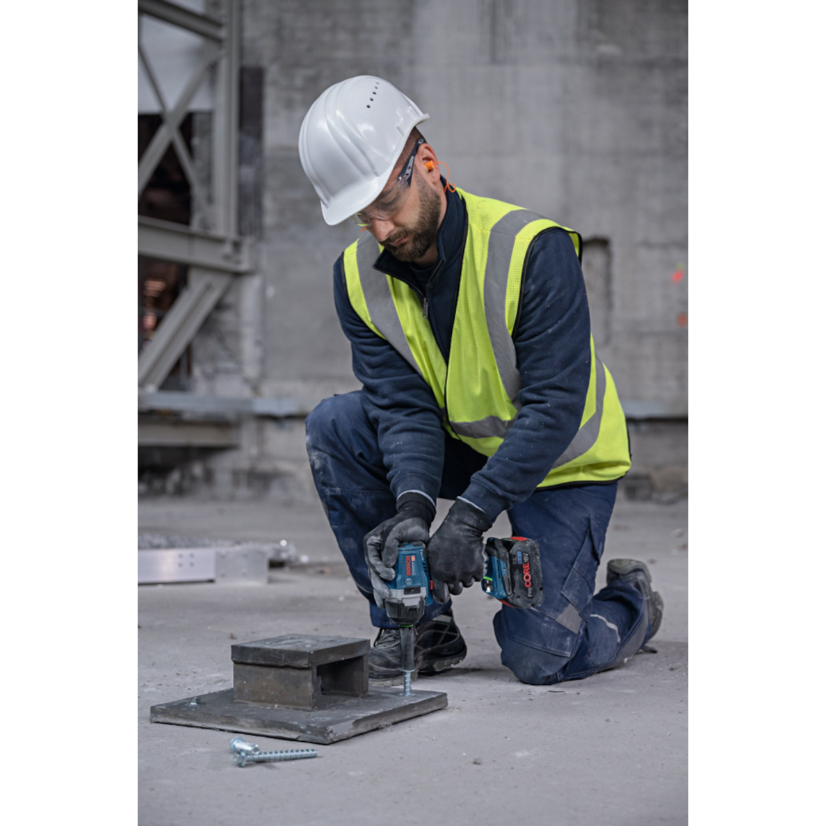 Akum. smūginis suktuvas Bosch GDS 18V-750 C, 18V, 2x8.0Ah, 06019L9002 1