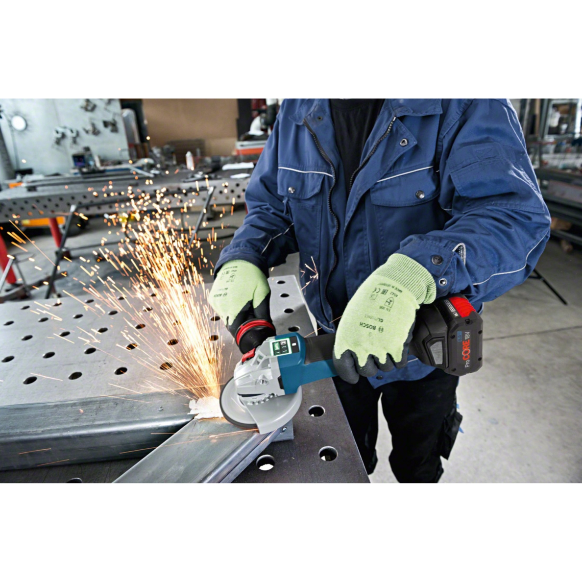 Akum. kampinis šlifuoklis Bosch GWS 18V-10 PSC, 18V, 2x5.5Ah, 06019G3F0E 3 Akum. kampinis šlifuoklis Bosch GWS 18V-10 PSC, 18V, 2x5.5Ah, 06019G3F0E 3