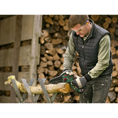 Akum. grandininis šakų genėjimo pjūklas Bosch Easy Chain 18V-15-7, 18 V, 15 cm, (be akum. ir krov.) 06008B8901 2 Akum. grandininis šakų genėjimo pjūklas Bosch Easy Chain 18V-15-7, 18 V, 15 cm, (be akum. ir krov.) 06008B8901 2