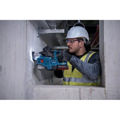 Akumuliatorinis perforatorius Bosch GBH 18V-22, GDE 18V-12, 2x4Ah, GAL 18V-40, LB; 0611924003, 3 Akumuliatorinis perforatorius Bosch GBH 18V-22, GDE 18V-12, 2x4Ah, GAL 18V-40, LB; 0611924003, 3