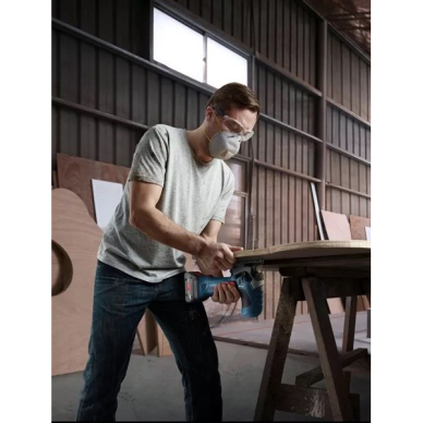 Akumuliatorinis siaurapjūklis Bosch GST 18V-125 S, 18V (be akum. ir krov.) 06015B2001 1 Akumuliatorinis siaurapjūklis Bosch GST 18V-125 S, 18V (be akum. ir krov.) 06015B2001 1