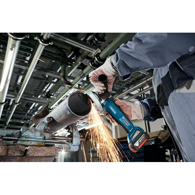 Akum. kampinis šlifuoklis Bosch GWS 18V-10 P, 18V, 2x5.0Ah, 06019J4101 1 Akum. kampinis šlifuoklis Bosch GWS 18V-10 P, 18V, 2x5.0Ah, 06019J4101 1