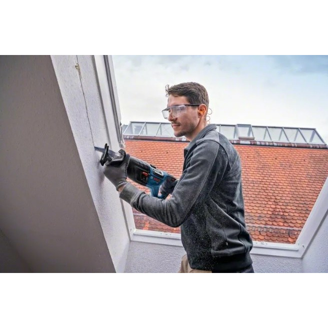 Akumuliatorinis tiesinis pjūklas Bosch GSA 18V-28, 18V (be akum. ir krov.) 06016C0000 1 Akumuliatorinis tiesinis pjūklas Bosch GSA 18V-28, 18V (be akum. ir krov.) 06016C0000 1