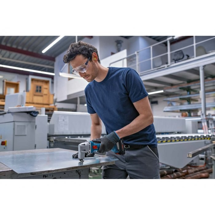 Akumuliatorinės metalo žirklės Bosch GSC 18V-16 E, 18V, (be akum. ir krov.) 0601926300 1 Akumuliatorinės metalo žirklės Bosch GSC 18V-16 E, 18V, (be akum. ir krov.) 0601926300 1