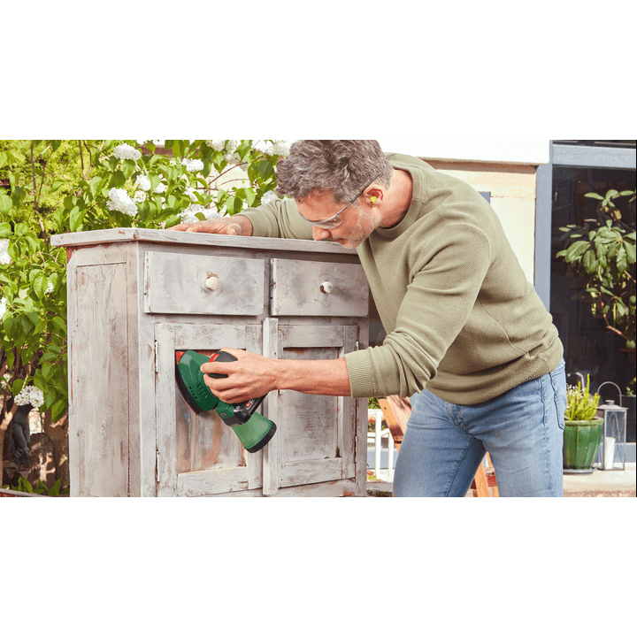 Akumuliatorinis šlifuoklis Bosch UniversalSander 18V-10, 18 V, (be akum. ir krov.) 2 Akumuliatorinis šlifuoklis Bosch UniversalSander 18V-10, 18 V, (be akum. ir krov.) 2