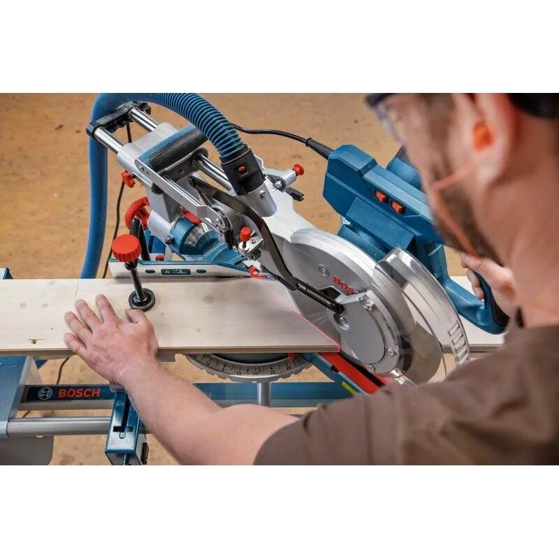 Skersavimo pjūklas GCM 305-216 D, 1200 W, 0601B49000 3 Skersavimo pjūklas GCM 305-216 D, 1200 W, 0601B49000 3