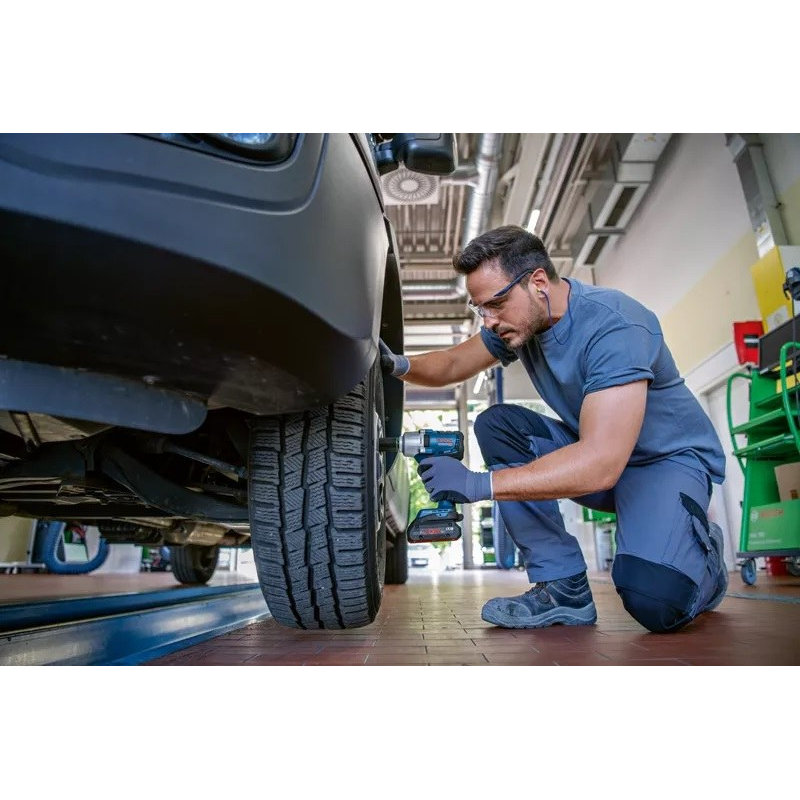 Akumuliatorinis veržliasūkis Bosch GDS 18V-450, 18V (be akum. ir krov.) 06019K4100 3 Akumuliatorinis veržliasūkis Bosch GDS 18V-450, 18V (be akum. ir krov.) 06019K4100 3