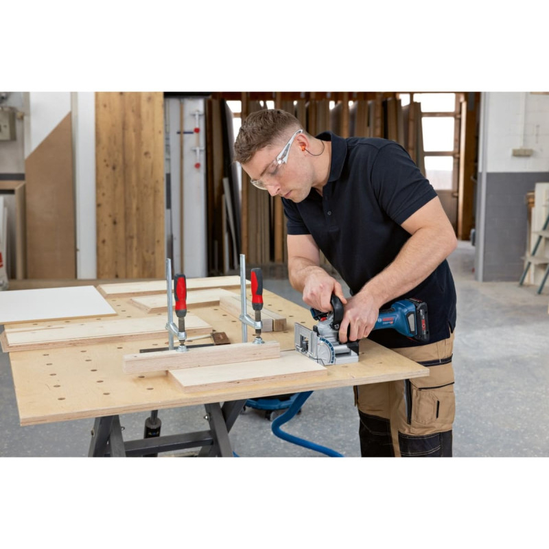 Freza Bosch GFF 18V-22, 18 V, (be akum. ir krov.) 0601620100 2 Freza Bosch GFF 18V-22, 18 V, (be akum. ir krov.) 0601620100 2