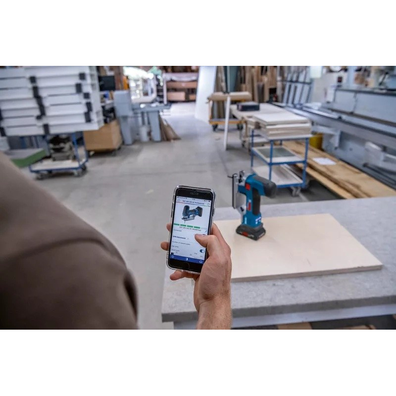 Akumuliatorinis siaurapjūklis Bosch GST 18V-155 SC, 18V, 2x4.0Ah, 06015B0002 2