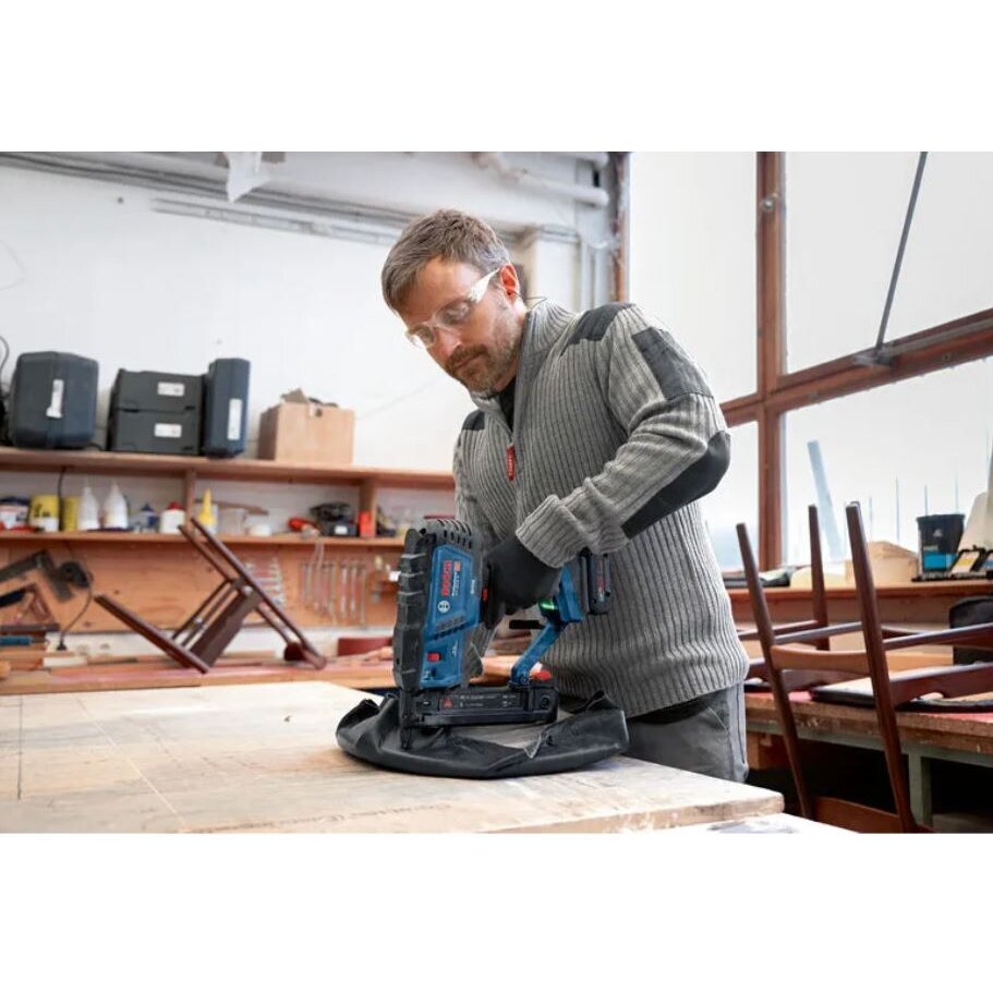 Akumuliatorinis segiklis medienai Bosch GTH 18V-38 M Solo, 18V (be akum. ir krov.) 0601482501 2 Akumuliatorinis segiklis medienai Bosch GTH 18V-38 M Solo, 18V (be akum. ir krov.) 0601482501 2