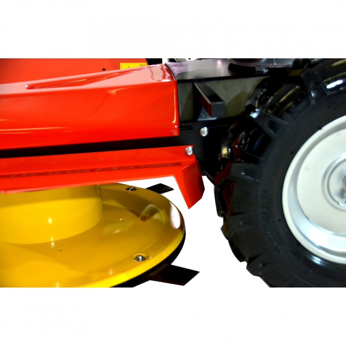 Būgninė žoliapjovė BDR-620 Lucina Max 4 Būgninė žoliapjovė BDR-620 Lucina Max 4