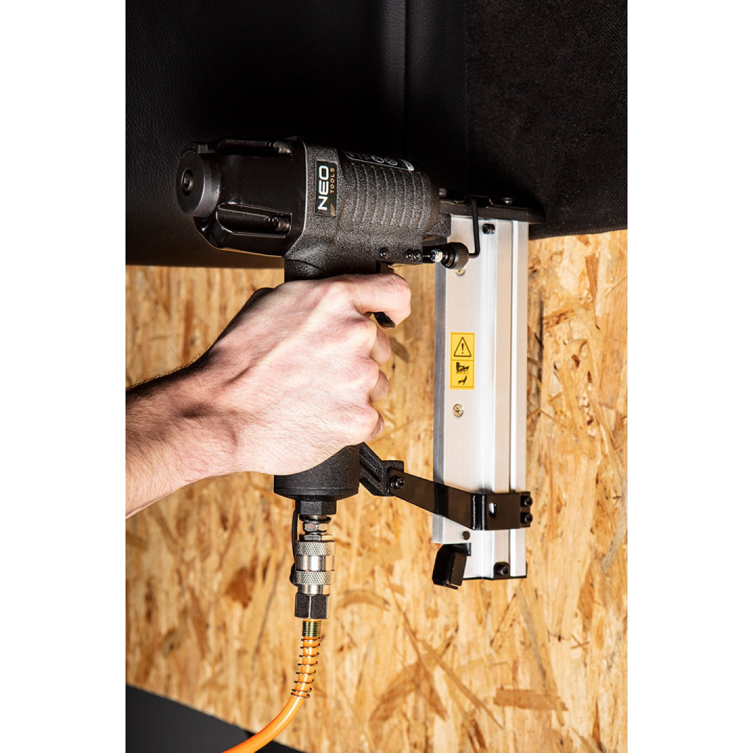 Cinkuotos kabės pneumatiniam segtuvui (14-570), GA18, 90 (4K) tipas, 40 mm ilgio, 4000 s 2 Cinkuotos kabės pneumatiniam segtuvui (14-570), GA18, 90 (4K) tipas, 40 mm ilgio, 4000 s 2