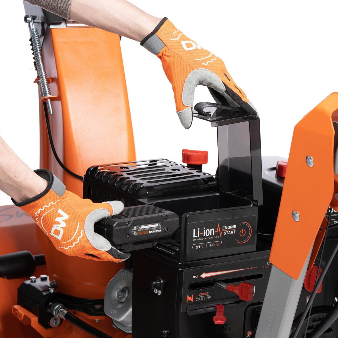 Benzininis sniego valytuvas Daewoo DAST 1370, 11000 W 5 Benzininis sniego valytuvas Daewoo DAST 1370, 11000 W 5