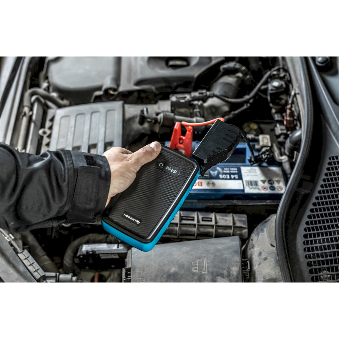 Daugiafunkcinis įkroviklis-paleidėjas 12V 400A (Li-Po 10600mAh) 2 Daugiafunkcinis įkroviklis-paleidėjas 12V 400A (Li-Po 10600mAh) 2