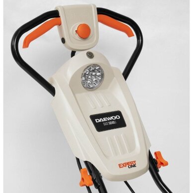 Akumuliatorinis sniego valytuvas Daewoo DAST 5040Li SET, 40V, 46cm 1 Akumuliatorinis sniego valytuvas Daewoo DAST 5040Li SET, 40V, 46cm 1