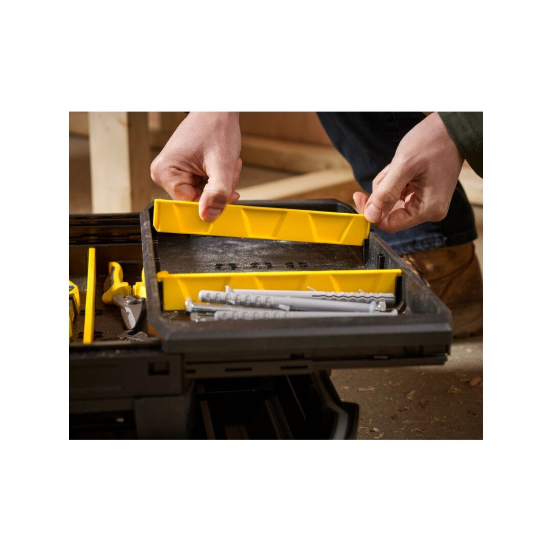 Dėžė įrankiams 18" vandeniui atspari 7