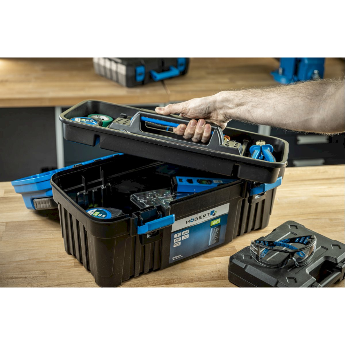 Dėžė įrankiams 25", HOGERT HT7G066 1 Dėžė įrankiams 25", HOGERT HT7G066 1