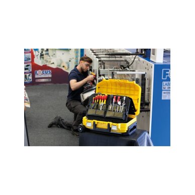 Dėžė įrankiams FATMAX ROLLING TECHNICIAN CASE 55,2x25x41 cm 5 Dėžė įrankiams FATMAX ROLLING TECHNICIAN CASE 55,2x25x41 cm 5