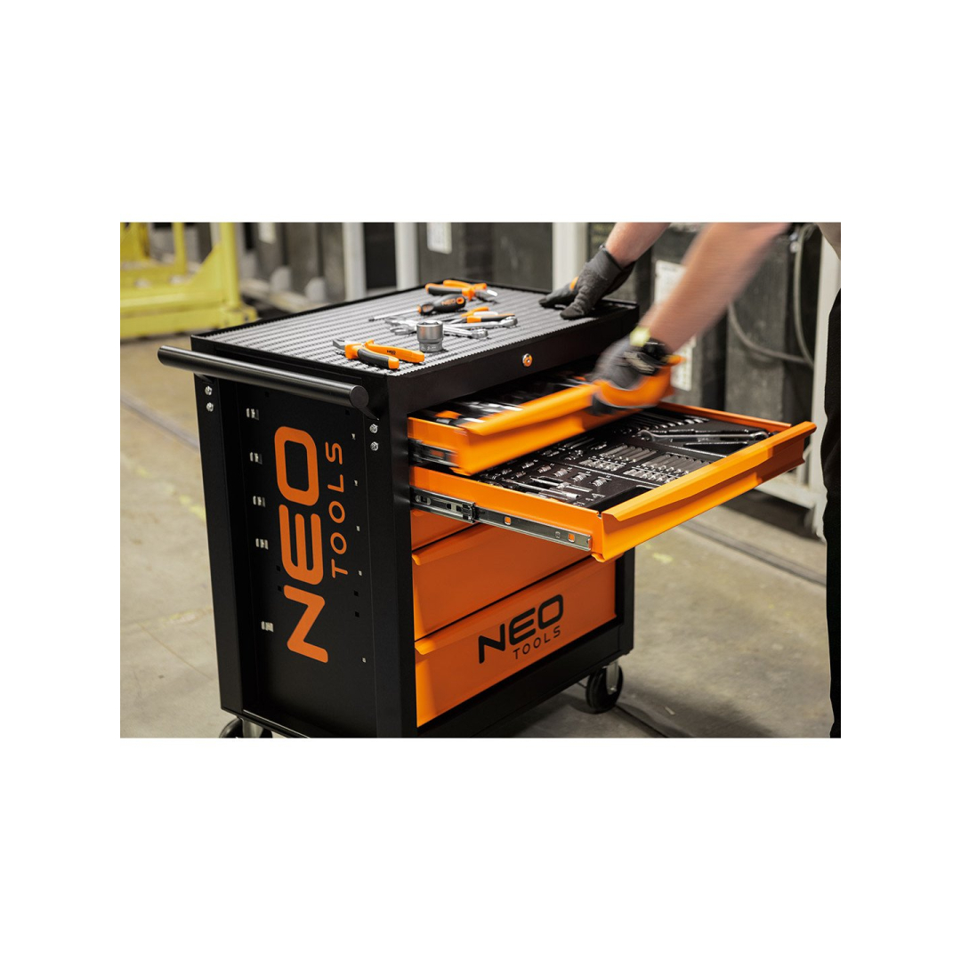 Dirbtuvių spintelė NEO, 5 stalčiai + 117 įrankių 2 Dirbtuvių spintelė NEO, 5 stalčiai + 117 įrankių 2