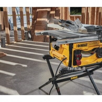 Išilginio pjovimo staklės DeWALT DWE7485, 210 mm, 1,85 kW 1 Išilginio pjovimo staklės DeWALT DWE7485, 210 mm, 1,85 kW 1