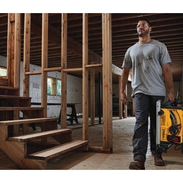 Išilginio pjovimo staklės DeWALT DWE7485, 210 mm, 1,85 kW 6 Išilginio pjovimo staklės DeWALT DWE7485, 210 mm, 1,85 kW 6