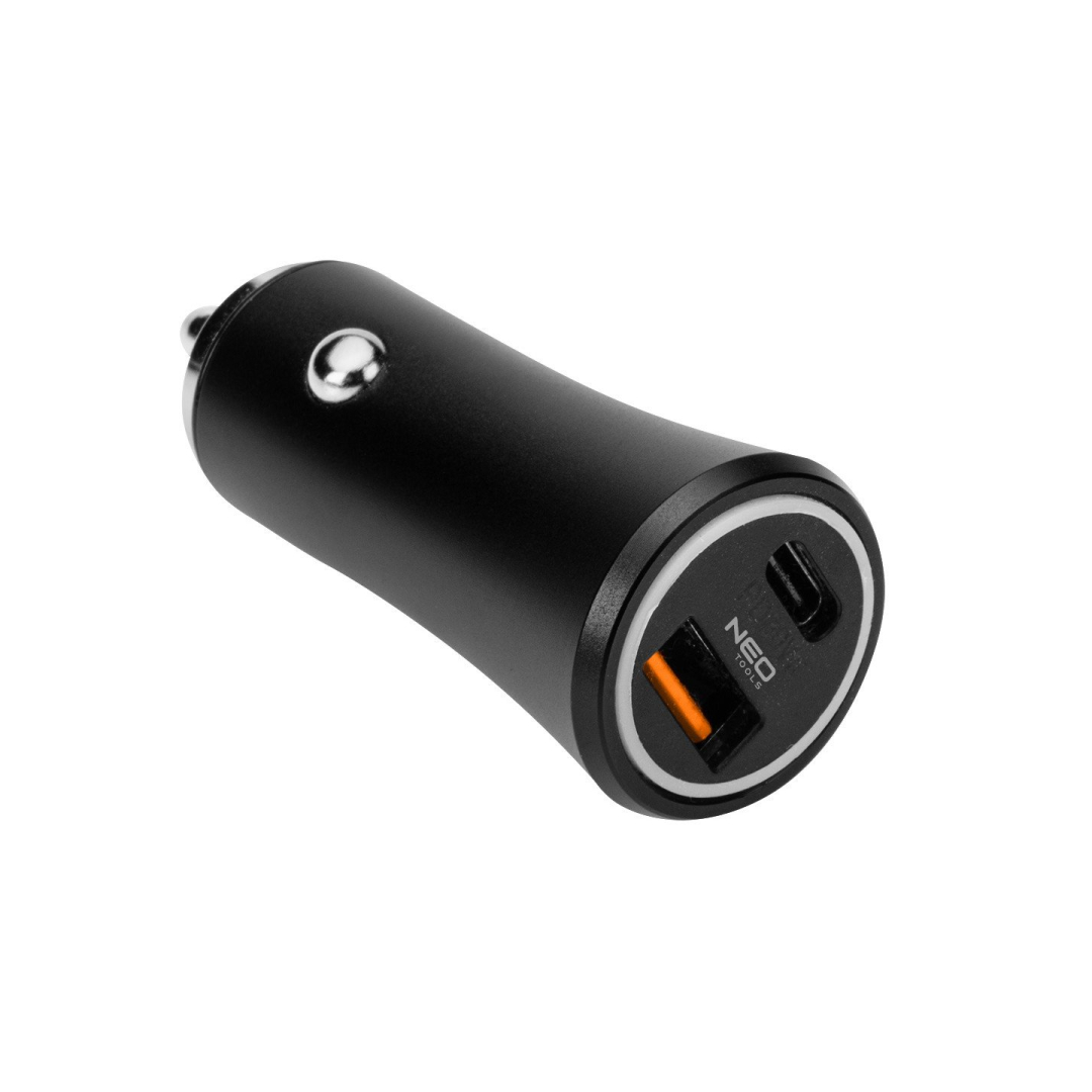 Dviejų prievadų automobilinis įkroviklis 4 Dviejų prievadų automobilinis įkroviklis 4