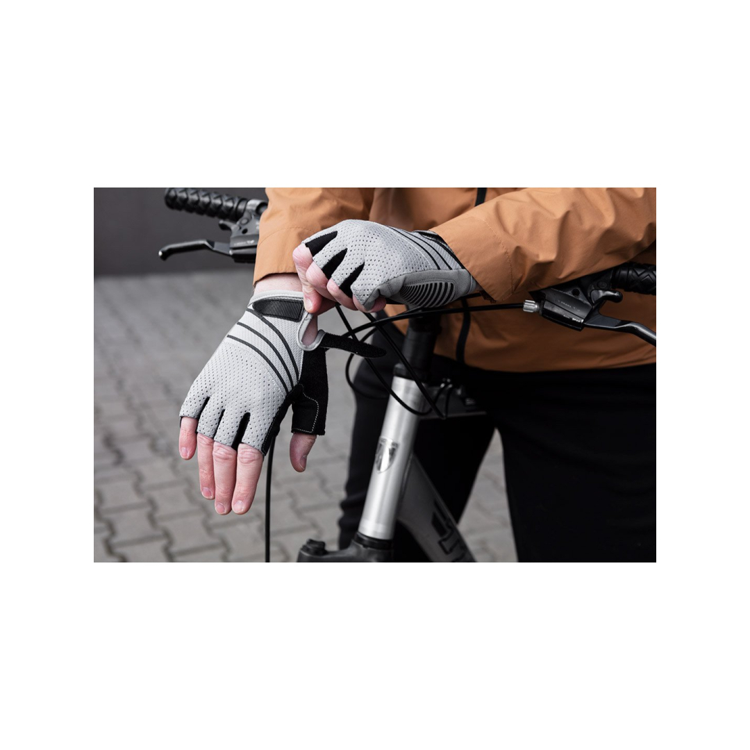 Dviratininkų pirštinės be pirštų, M dydis 6 Dviratininkų pirštinės be pirštų, M dydis 6